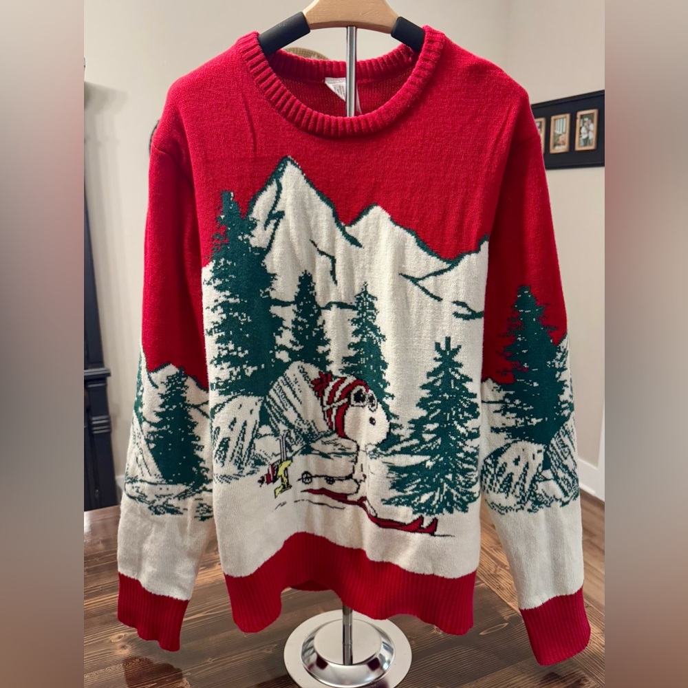 Peanuts Women’s Snoopy Skiing Red & White‎ Crewneck Sweater EUC Size L